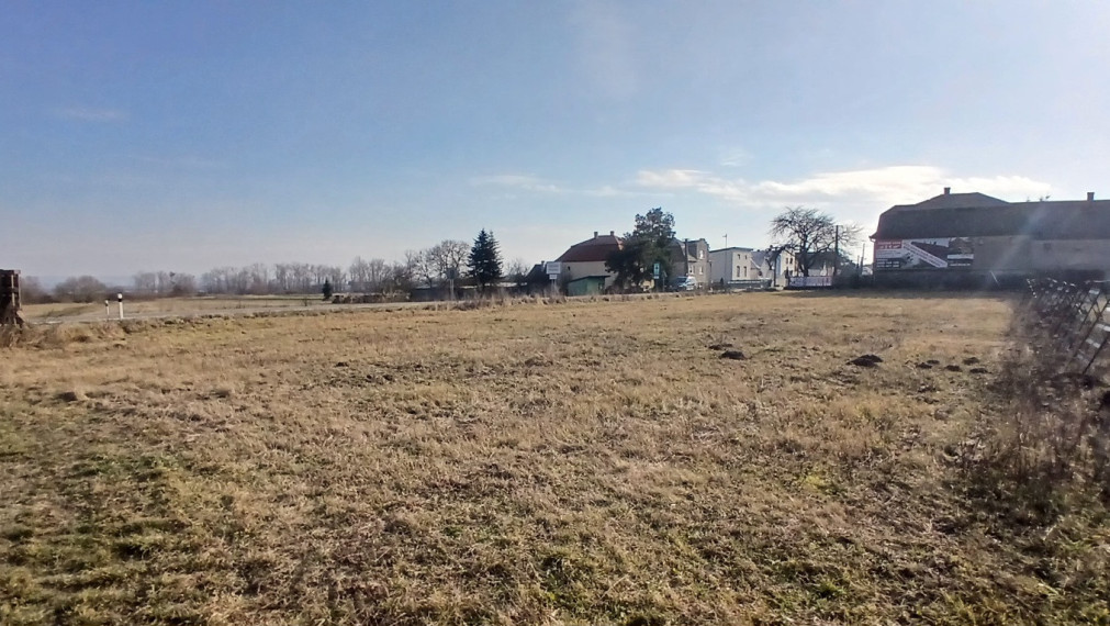 Na predaj - investičný pozemok v obci Sečovská Polianka