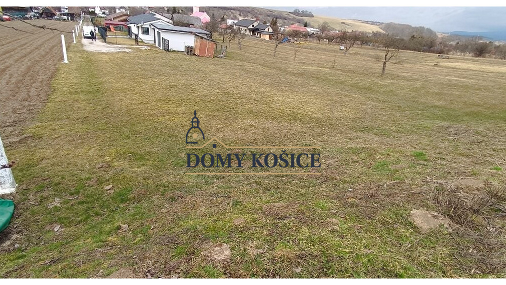 Pozemok na výstavbu domu, Svinica, elektrina, obecný vodovod