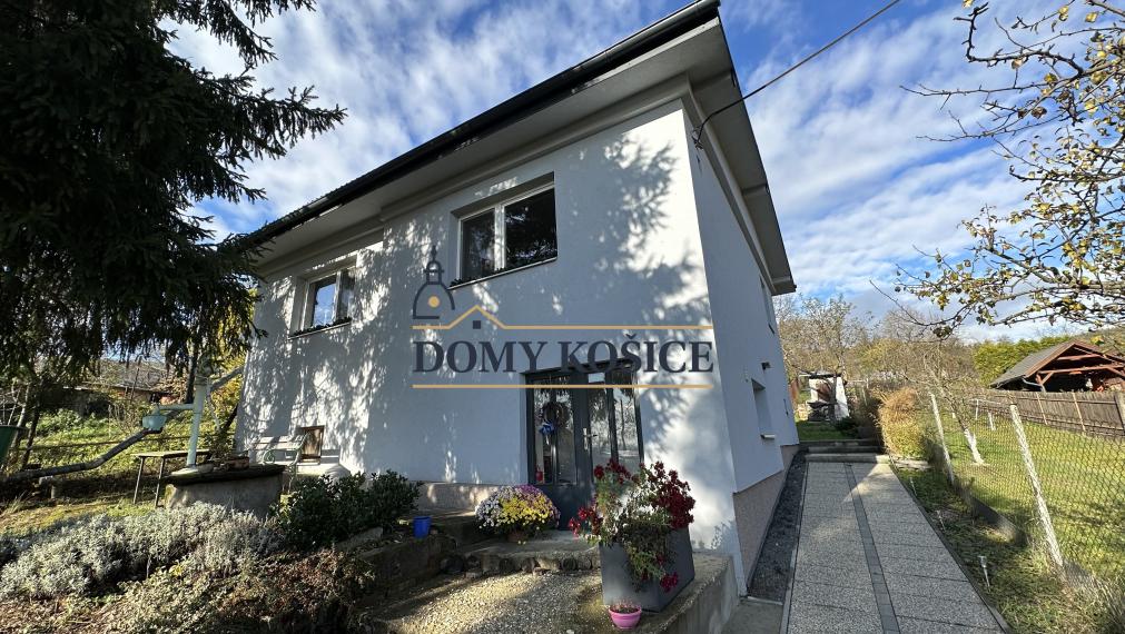 Rodinný dom dvojpodlažný  Košice - Ťahanovce, Jazvečia ulica, čiast. rek.,