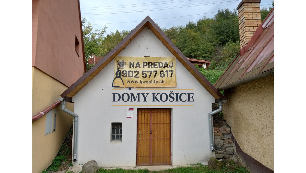 NA PREDAJ vínny dom FIĽAKOVO okres Lučenec
