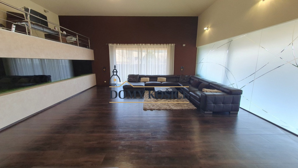 PREDAJ: luxusný 6 izbový dom 400 m2 novostavba 2018 Čenčice