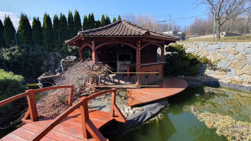 PREDAJ: luxusný 6 izbový dom 400 m2 novostavba 2018 Čenčice