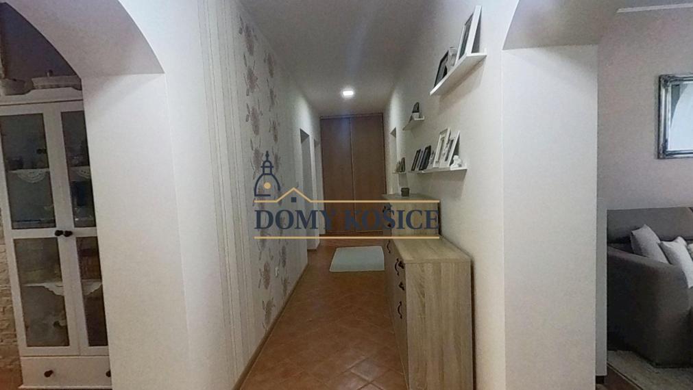 Na predaj 3-izbový rodinný dom, Slanská Huta