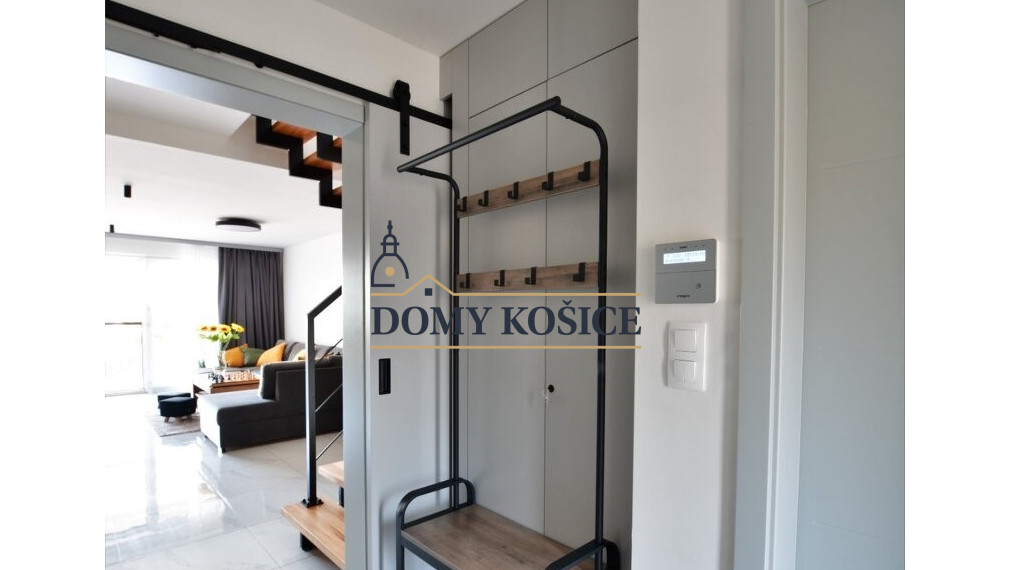 Na prenájom moderne zariadený 3 izbový, dvojpodlažný apartmán na Zemplínskej Šírave