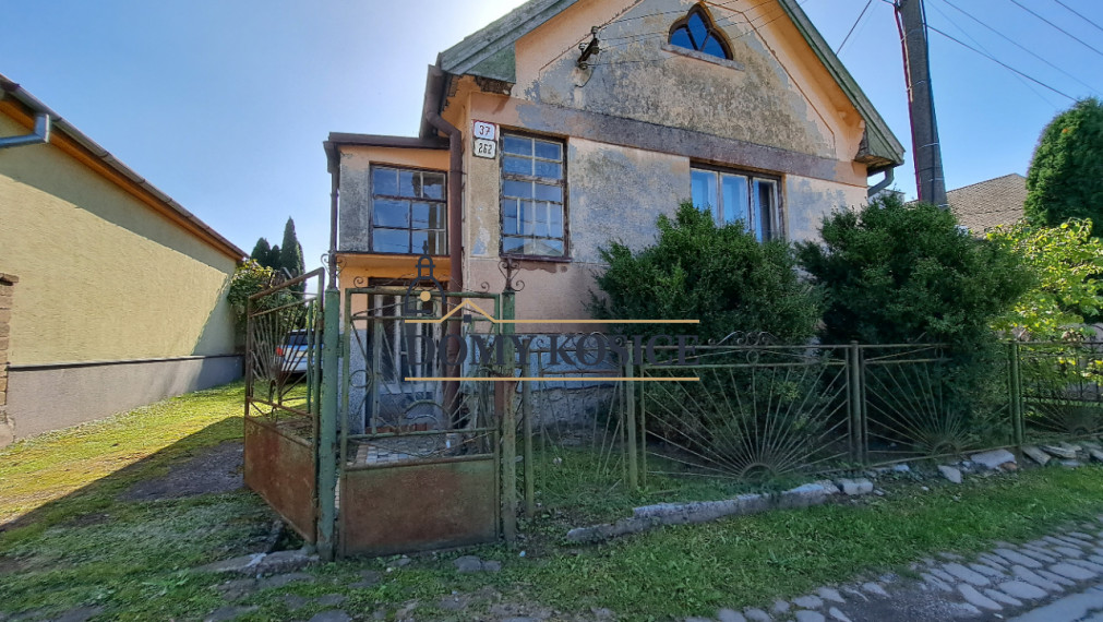 **REZERVOVANÉ** Starý rodinný dom, obec Rozhanovce, Košice-okolie