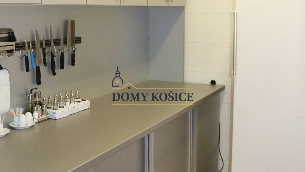 Luxusná chata - rekreačný objekt  - chránené územie