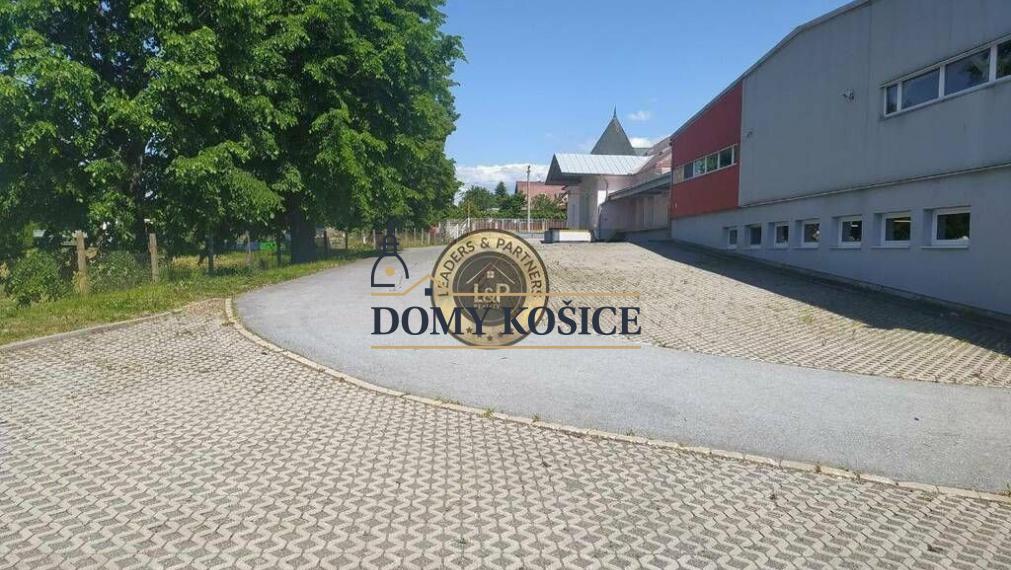 Na predaj logisticko priemyselný areál  / sklad Prešov - Malý Šariš