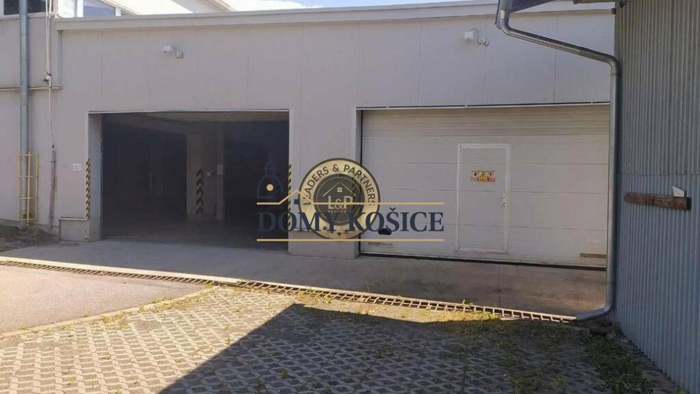 Na predaj logisticko priemyselný areál  / sklad Prešov - Malý Šariš