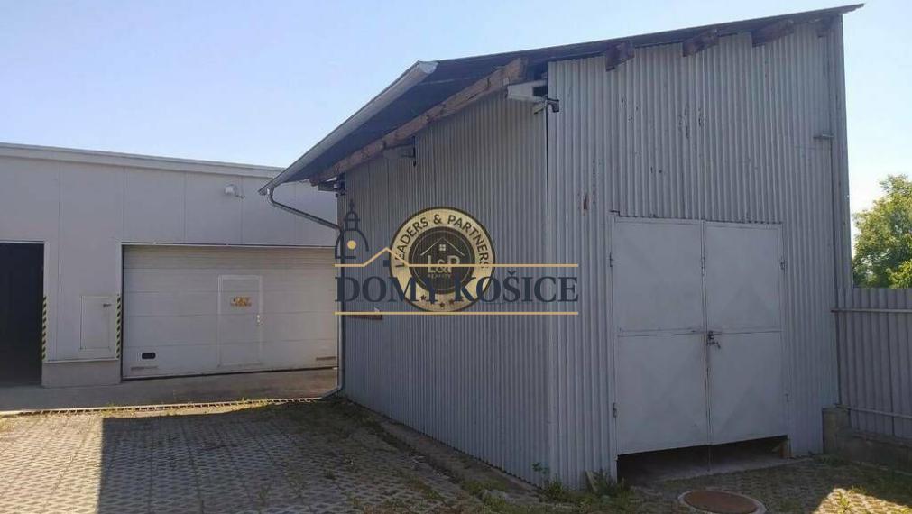 Na predaj logisticko priemyselný areál  / sklad Prešov - Malý Šariš