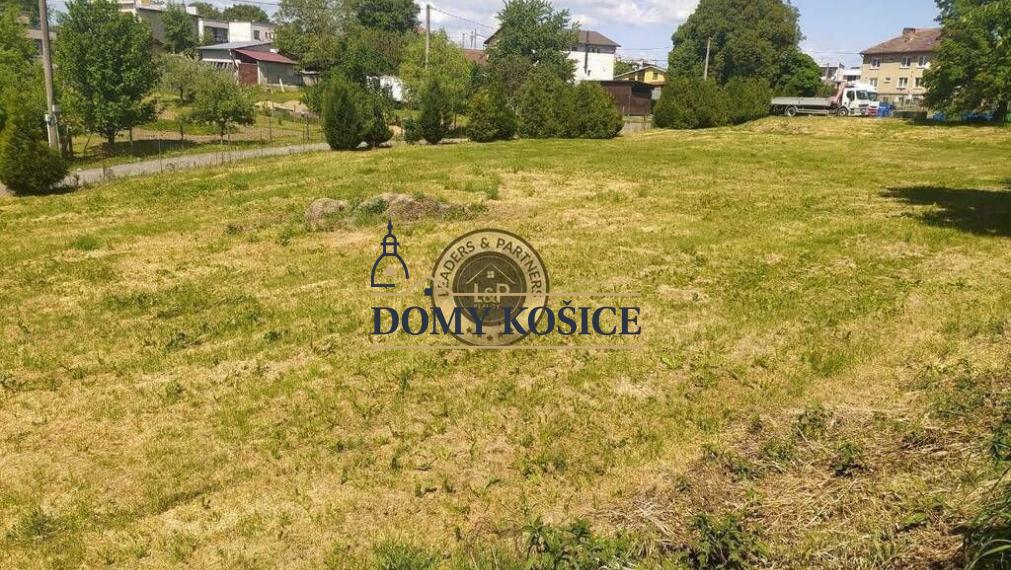 Na predaj logisticko priemyselný areál  / sklad Prešov - Malý Šariš