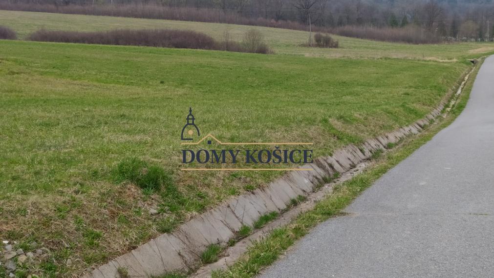 Predám pozemok  - Nižný Orlík