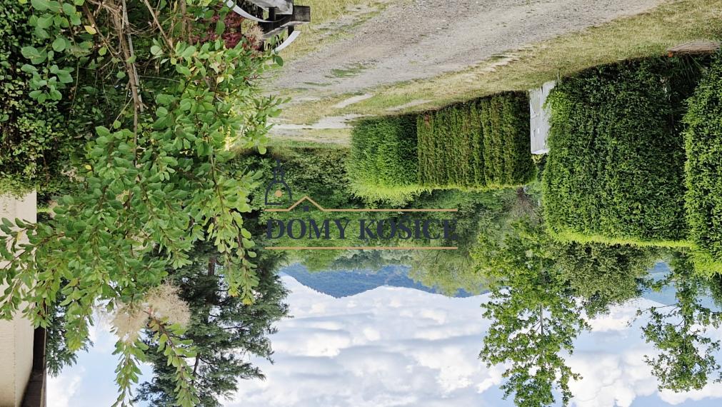 Na predaj chata na Zemplínskej Šírave, Prímestská oblasť