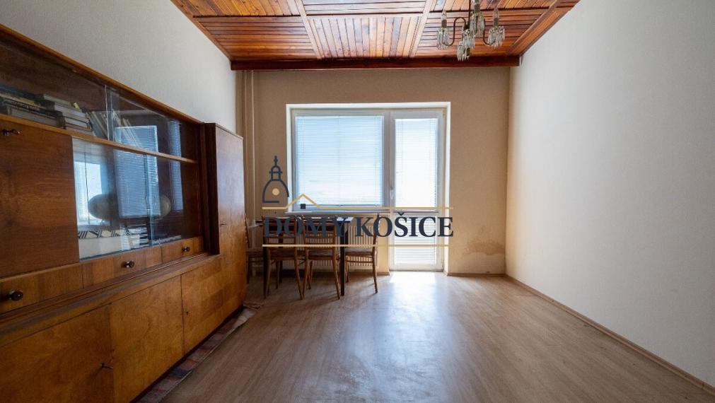 Priestranný viacgeneračný rodinný dom Košice-Košická Nová Ves.