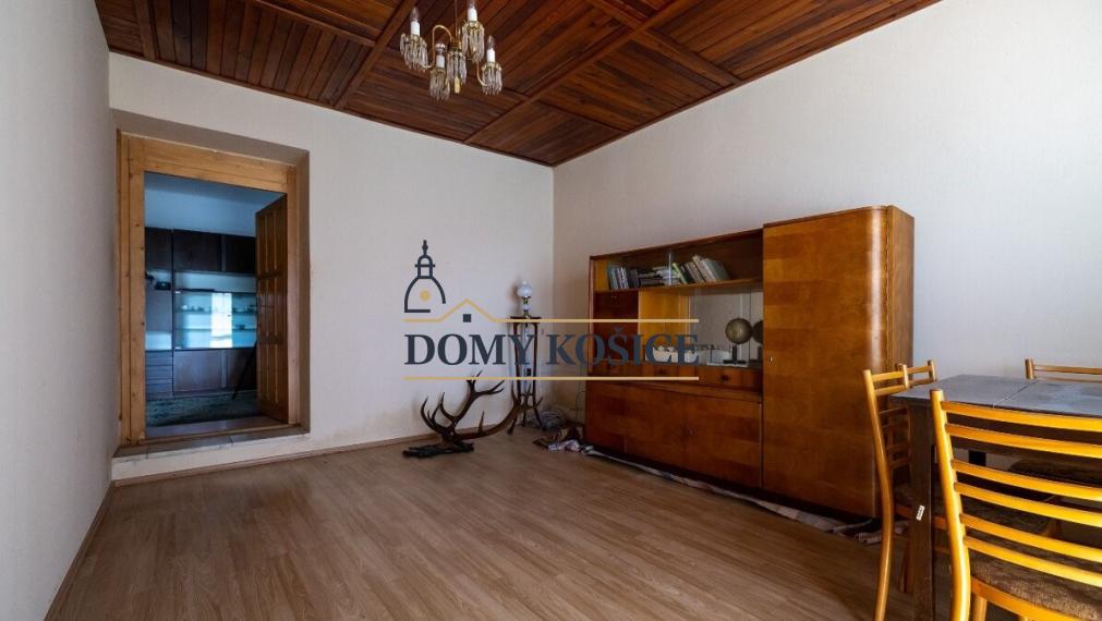 Priestranný viacgeneračný rodinný dom Košice-Košická Nová Ves.