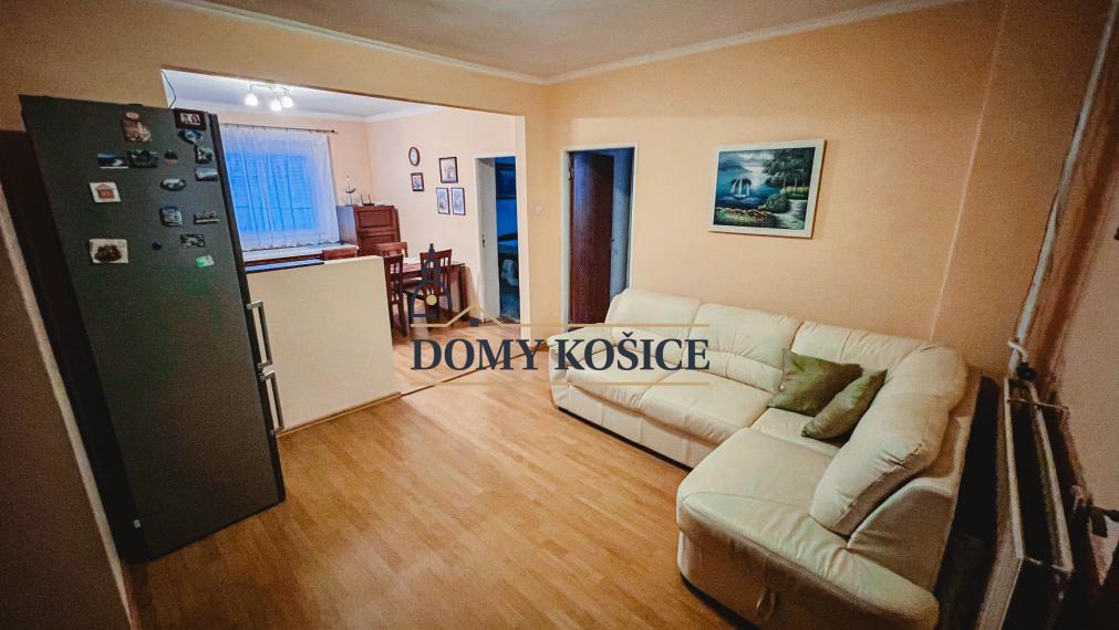 Priestranný viacgeneračný rodinný dom Košice-Košická Nová Ves.