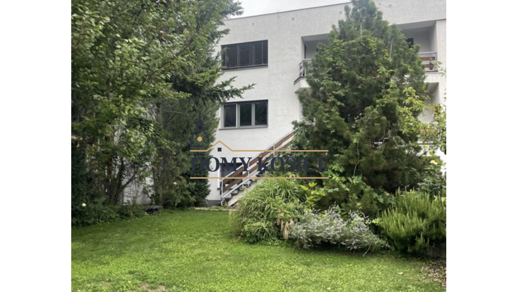 Rodinný dom na prenájom - Kramáre