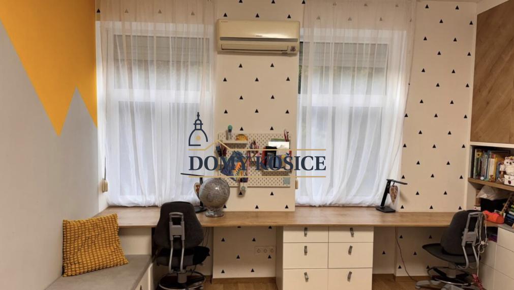 Luxusný 4-izb. byt s klimatizáciou - Staré Mesto