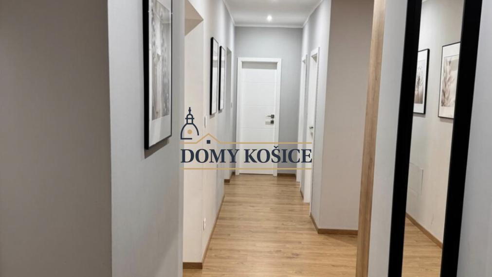 Luxusný 4-izb. byt s klimatizáciou - Staré Mesto