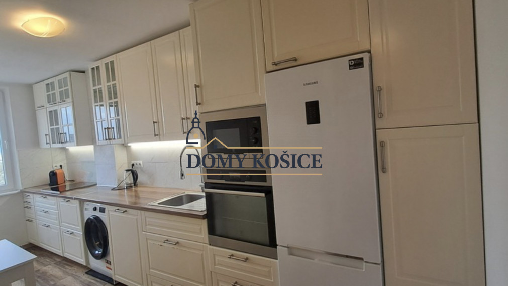 3-izbový byt na Nám. Hraničiarov - PRENÁJOM