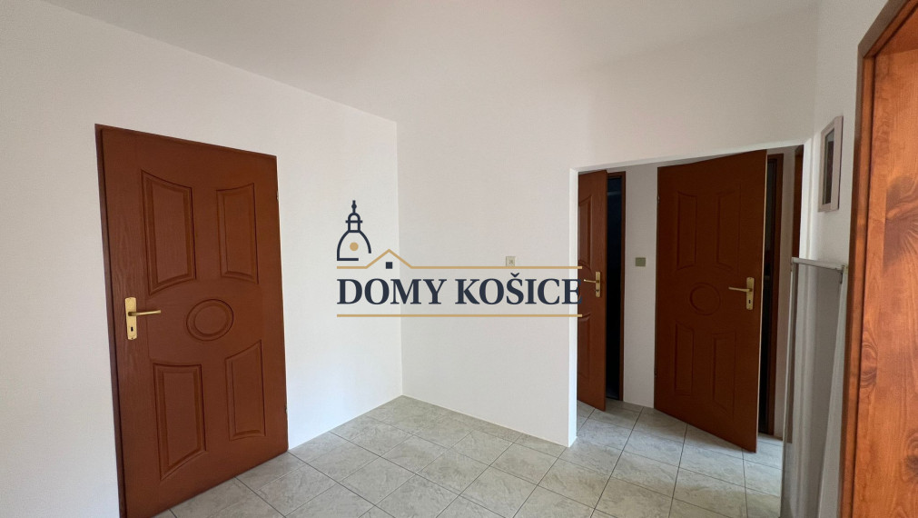 NA PREDAJ-3 izbový byt-Lipany