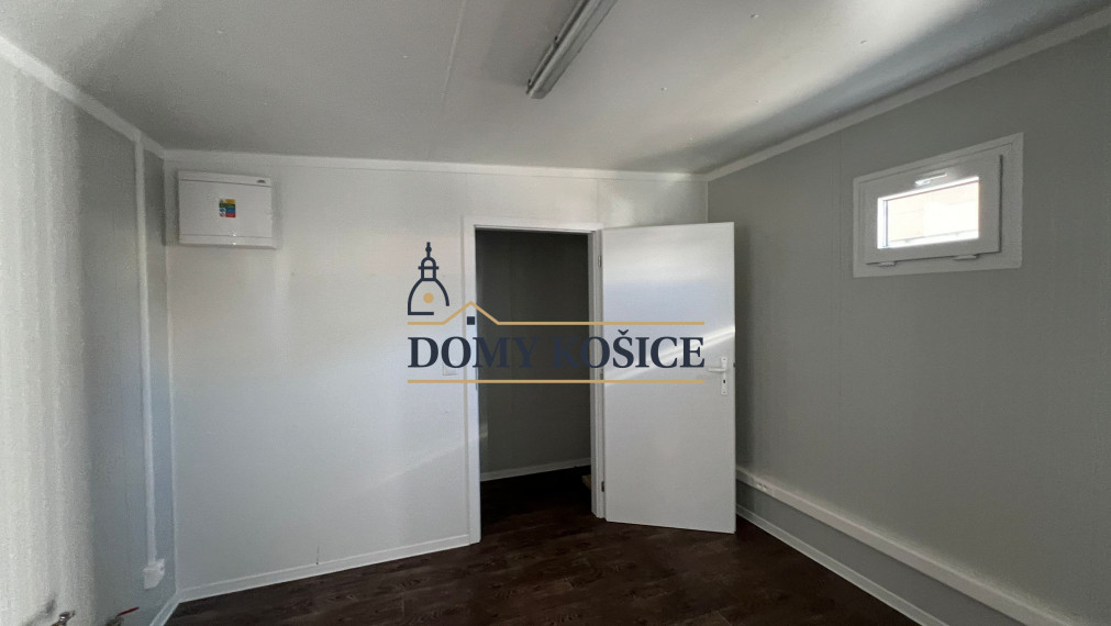 NA PREDAJ Obchodný priestor v centre Prešova