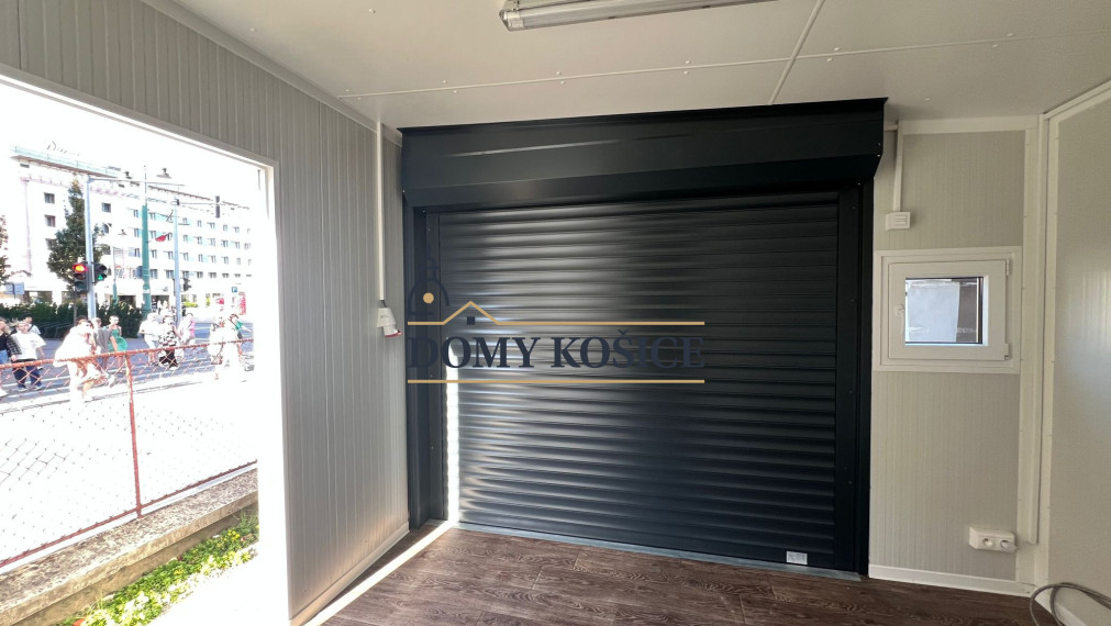 NA PREDAJ Obchodný priestor v centre Prešova