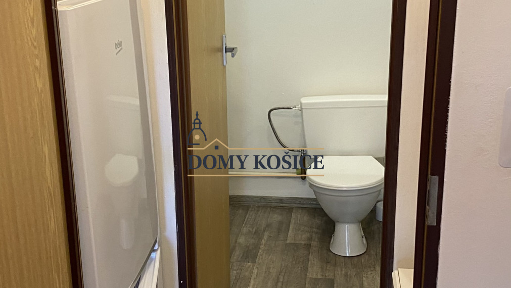 Na predaj - CHATA - Domaša Eva