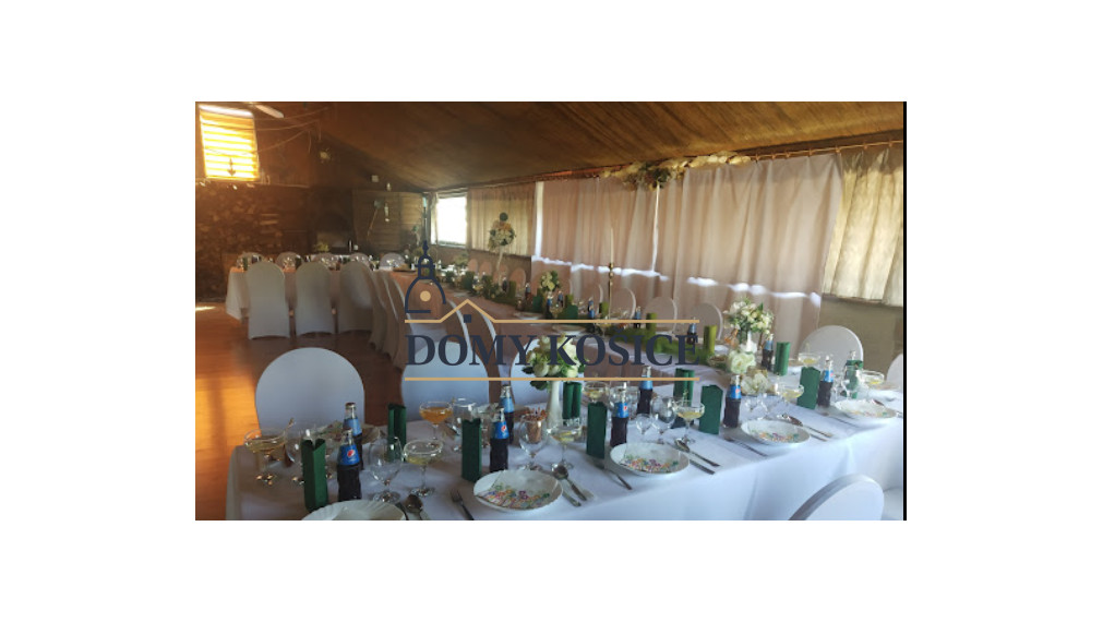 Zaujímavá podnikateľská príležitosť. Exkluzívne  na predaj Hotel KORZO v Sečovciach .