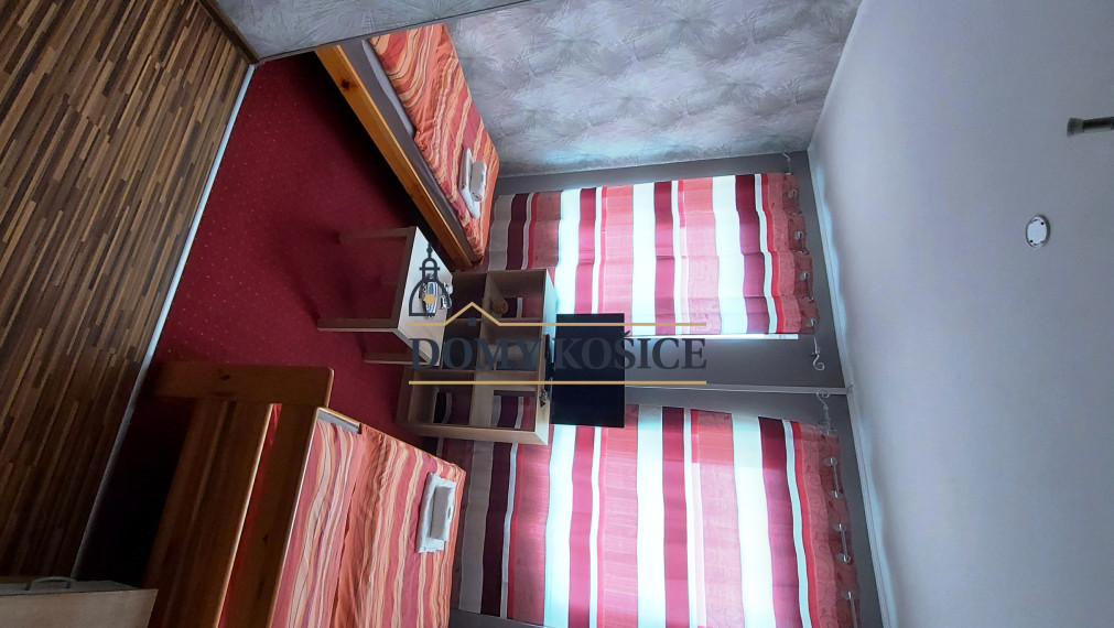 Zaujímavá podnikateľská príležitosť. Exkluzívne  na predaj Hotel KORZO v Sečovciach .