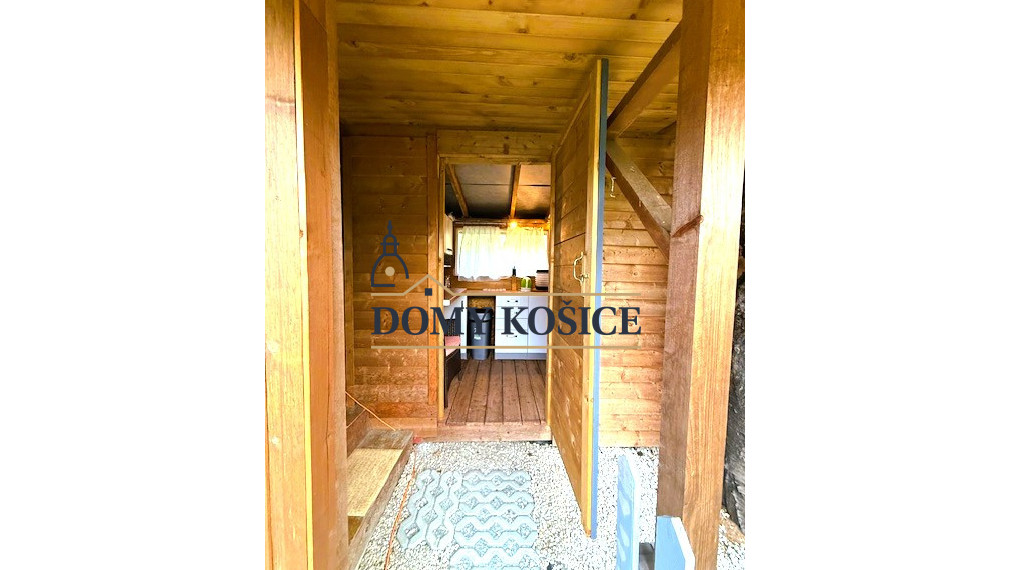 Na predaj záhrada s chatou na Terase, ulica Československého odboja.