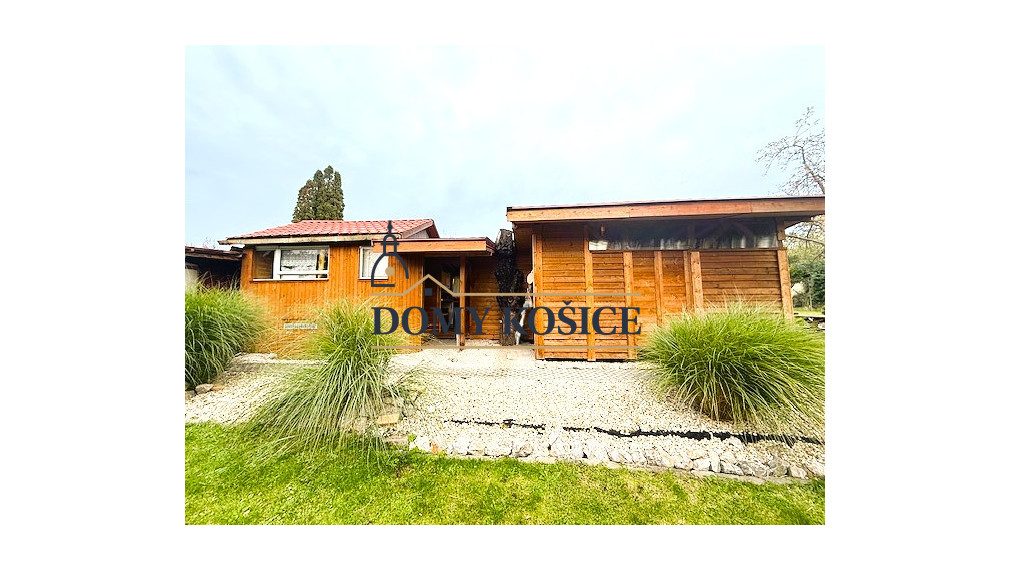 Na predaj záhrada s chatou na Terase, ulica Československého odboja.