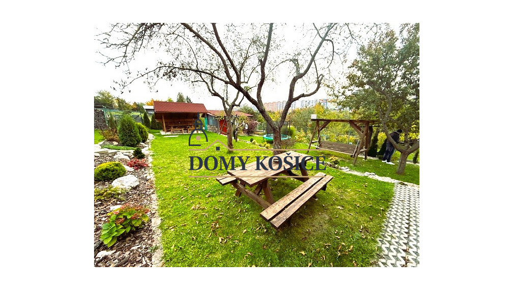 Na predaj záhrada s chatou na Terase, ulica Československého odboja.