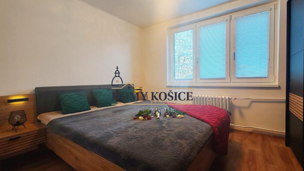 Kompletne zrekonštruovaný 3-izbový byt s balkónom v TOP lokalite Trenčín – Sihoť