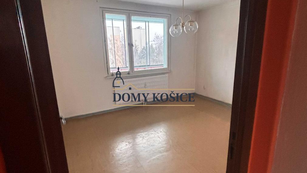 3 izbový byt typu BAURING.