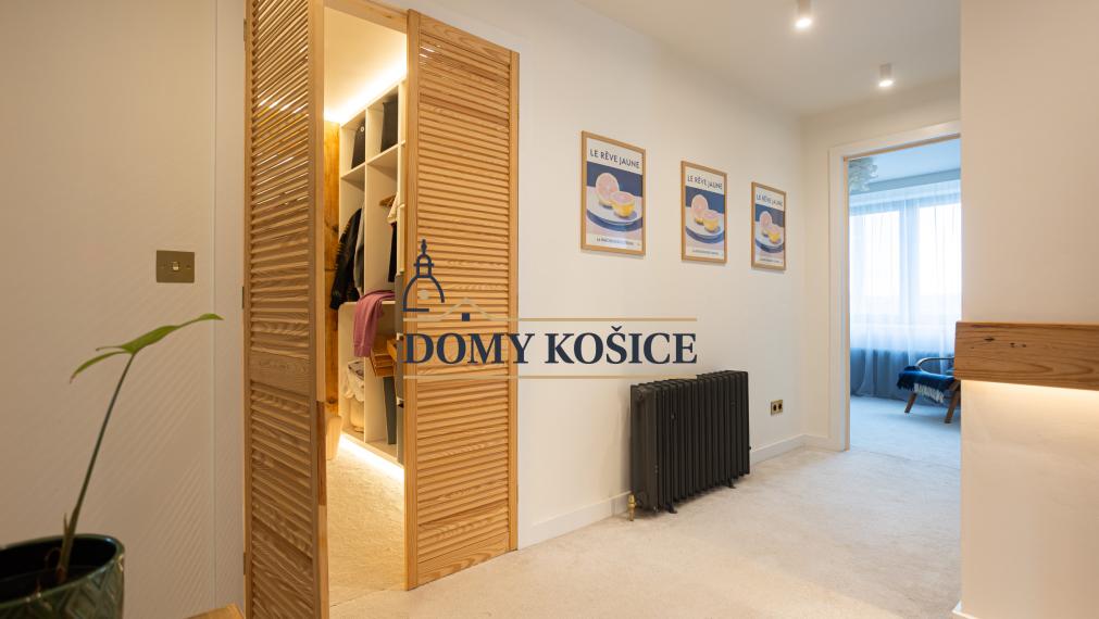 Dvojpodlažný RD-Poľov, kompletná rekonštrukcia, pozemok 586m2