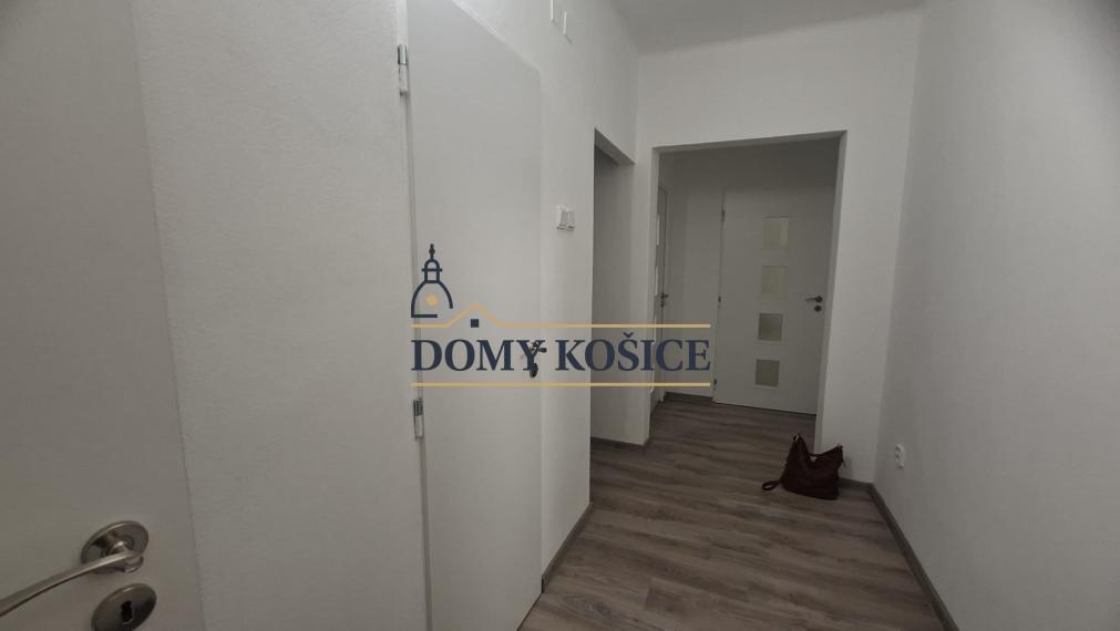 Prenájom 2 izbový byt Brezno