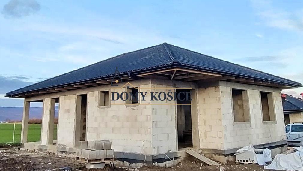 Novostavba rodinného domu. Rezidencia Hažín.