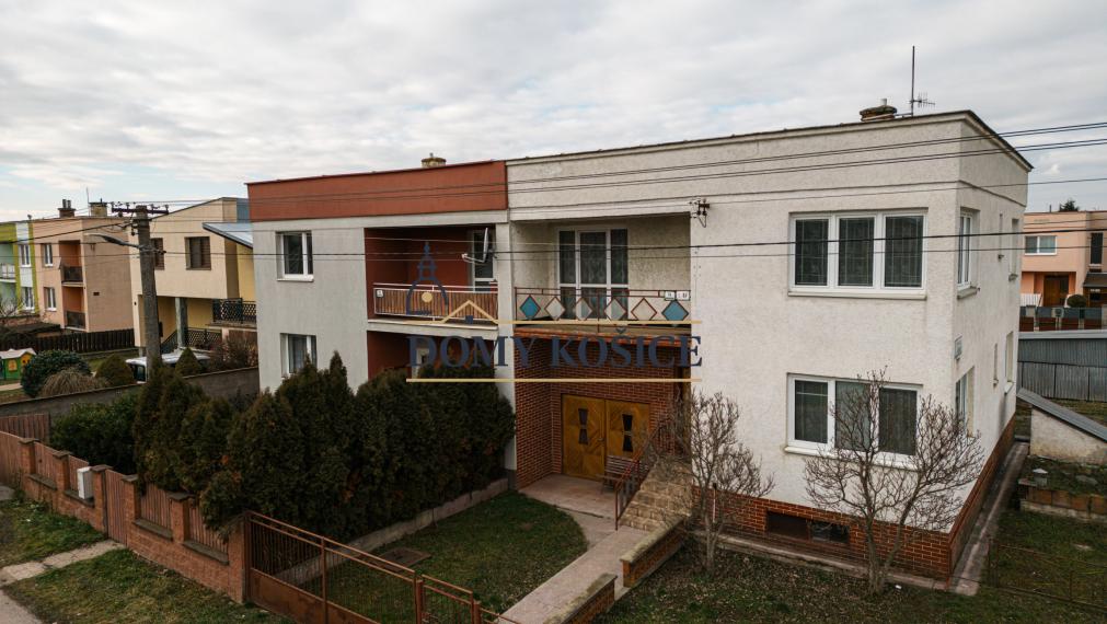5 izbový, dvojpodlažný RD-VALALIKY, pozemok 550m2