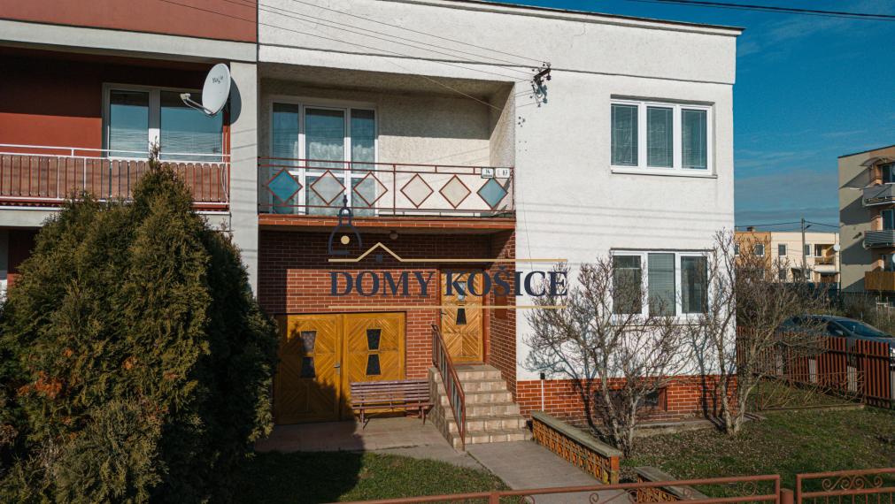 5 izbový, dvojpodlažný RD-VALALIKY, pozemok 550m2