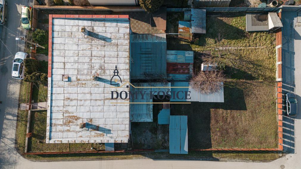 5 izbový, dvojpodlažný RD-VALALIKY, pozemok 550m2