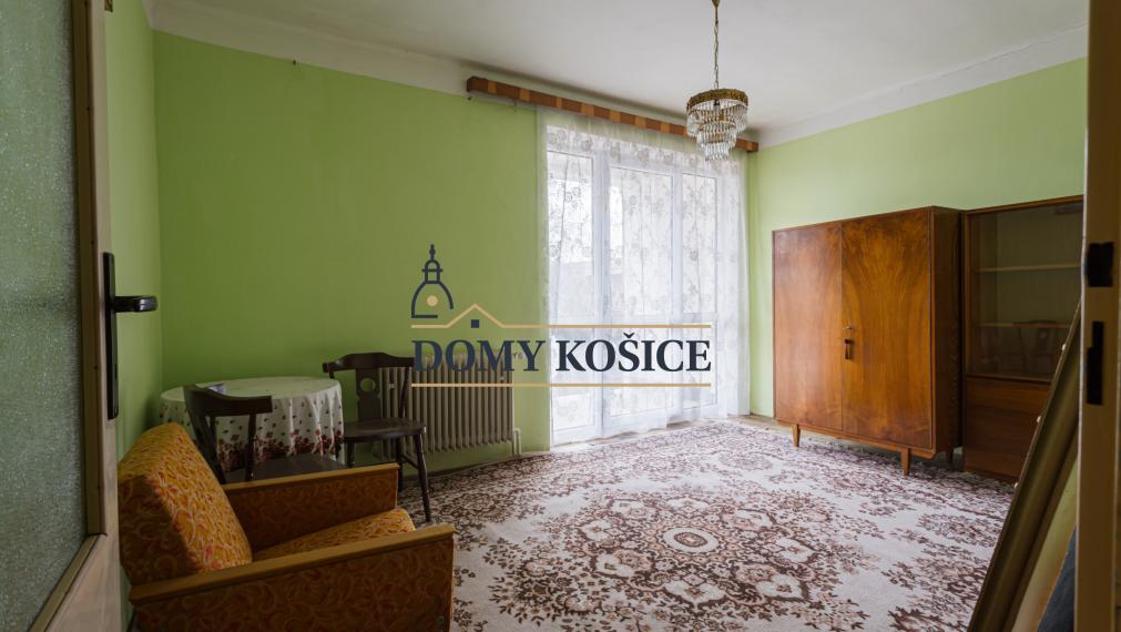 5 izbový, dvojpodlažný RD-VALALIKY, pozemok 550m2