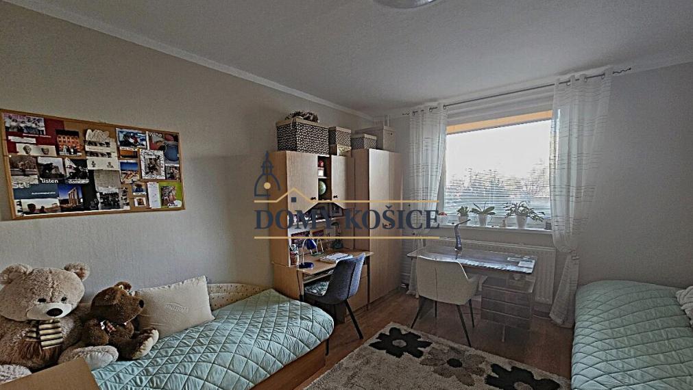 REZERVOVANÉ. Moderný rodinný byt vo vyhľadávanej lokalite – 3 izby, loggia, klimatizácia
