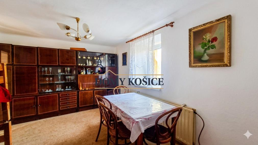 Rodinný dom vhodný na celoročné chalupárčenie s veľkým pozemkom