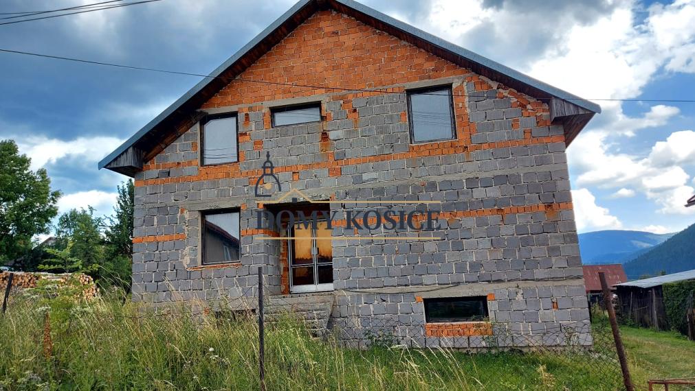 Rodinný dom v krásnej Šumiackej prírode