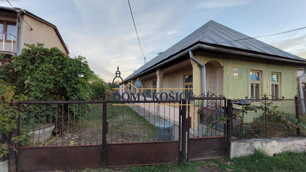 NA PREDAJ vidiecky rodinný dom v obci Čaňa