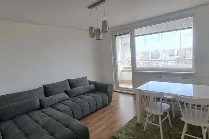 3-izbový byt na Nám. Hraničiarov - PRENÁJOM