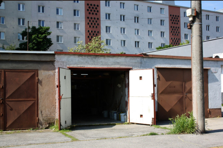 L&P | Garáž na predaj – Varšavská ulica,Nové Mesto