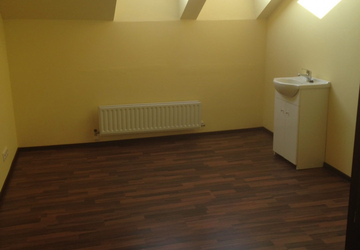 Na prenájom kancelária 12 m², Mäsiarská ul., Košice-Staré Mesto