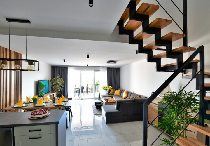 Na prenájom moderne zariadený 3 izbový, dvojpodlažný apartmán na Zemplínskej Šírave